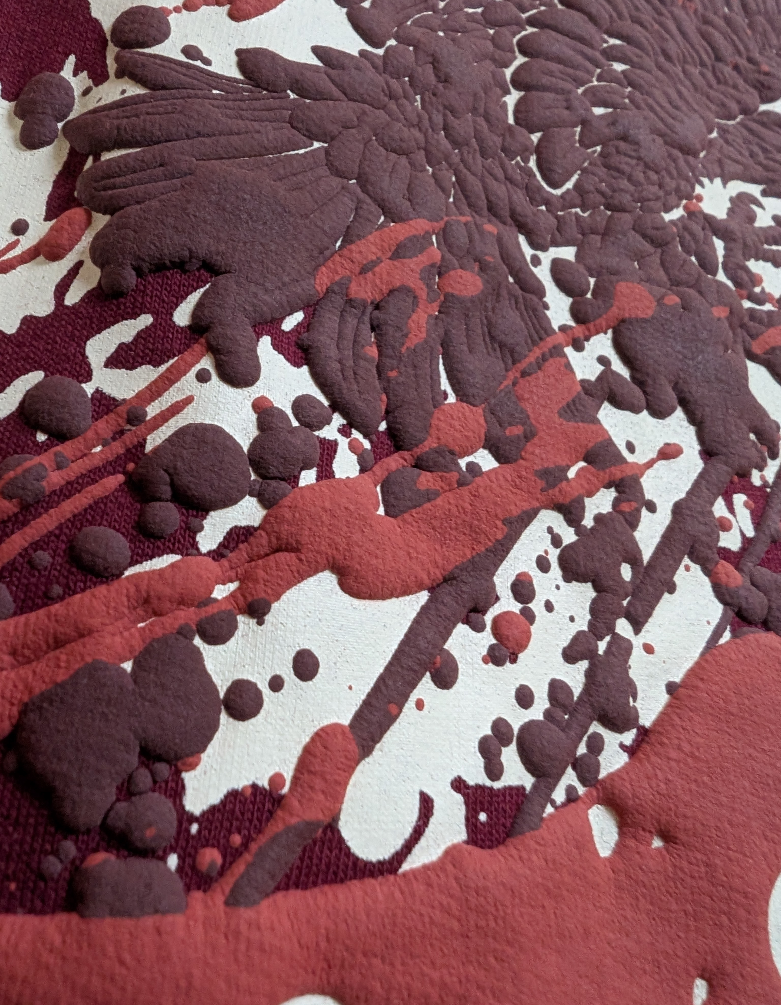 EMBOSE MAROON OVERSIZE T SHIRT ELVYBE