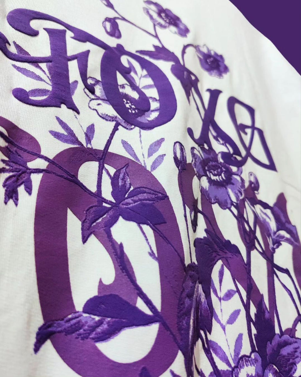 WHITE FOXG OVERSIZE T SHIRT ELVYBE