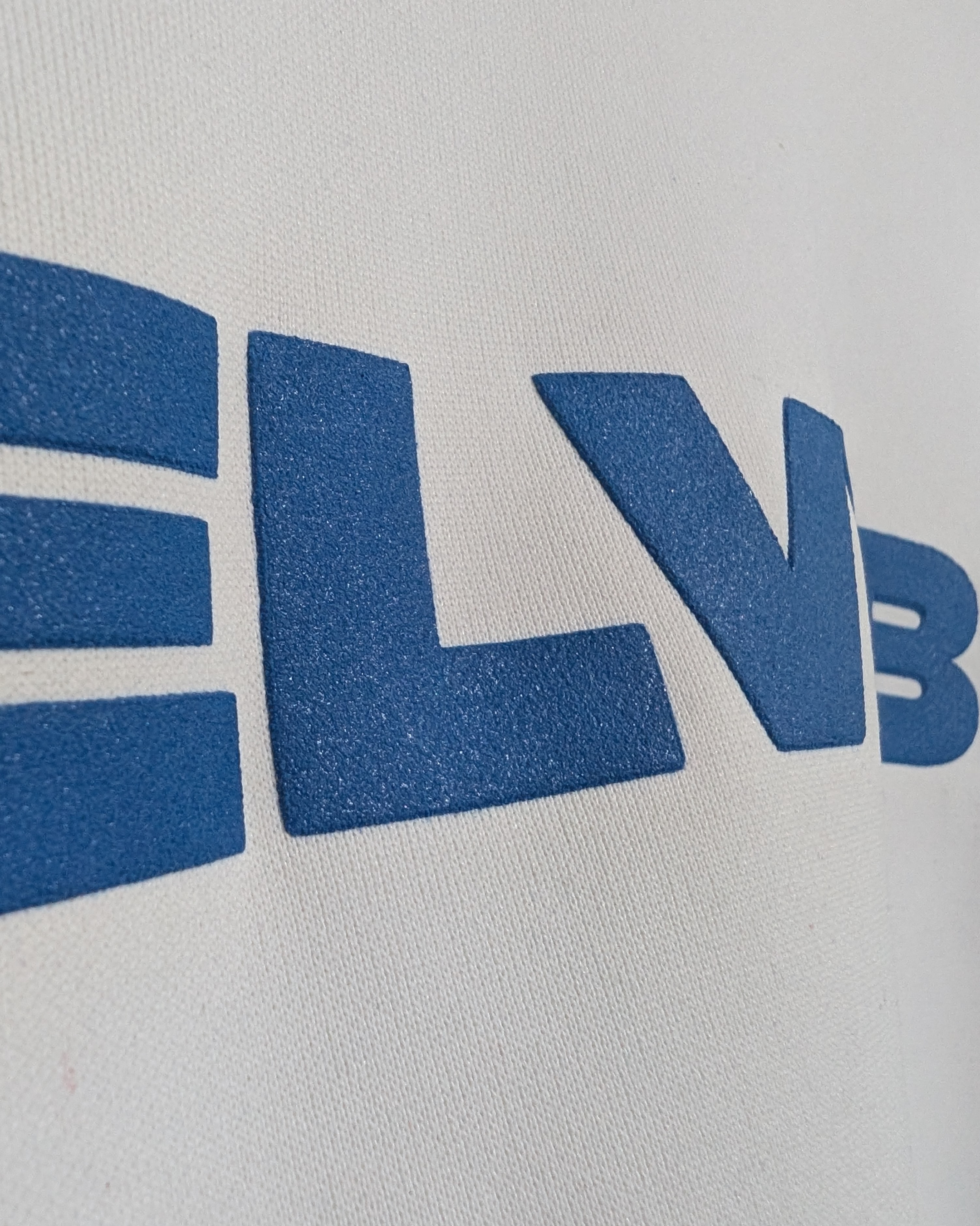 WHITE PLAYOFF SWEATSHIRT ELVYBE