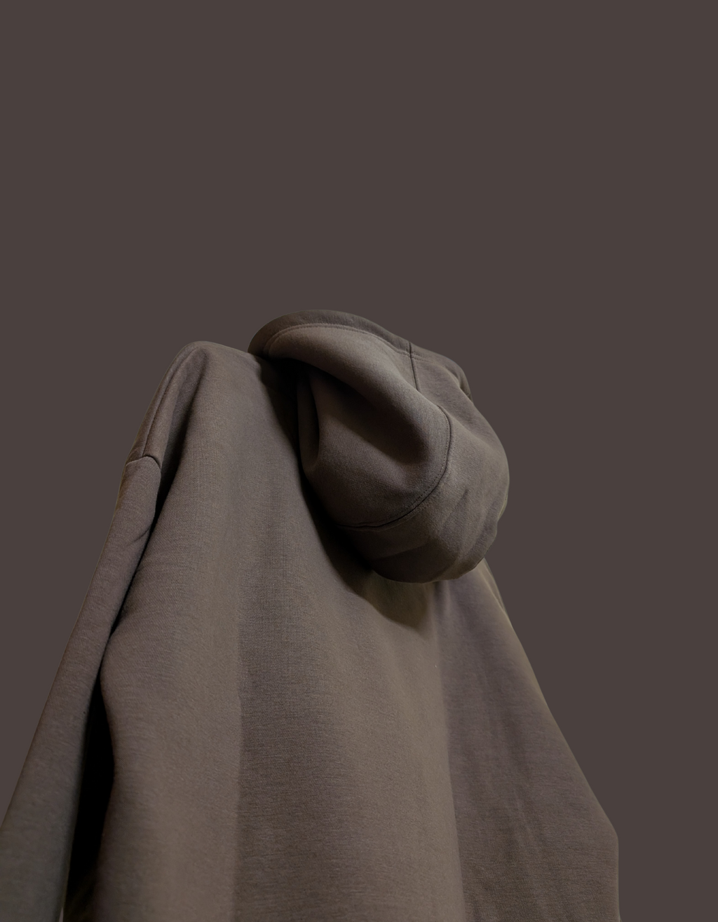 BROWN HOODIE ESSENTIAL ELVYBE